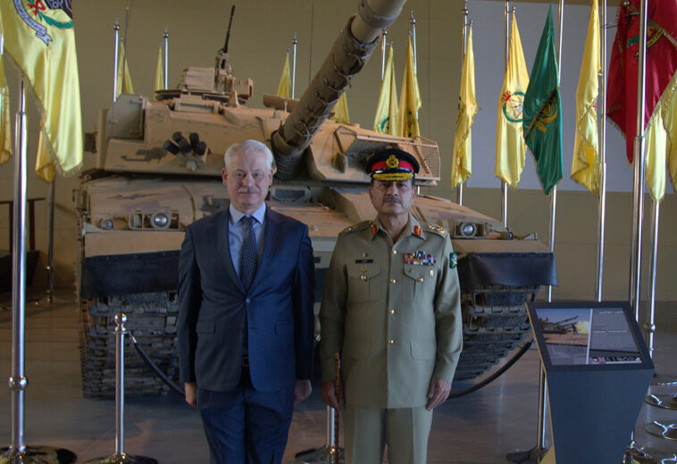 Chief of Army Staff of Pakistan Visits the Royal Tank Museum